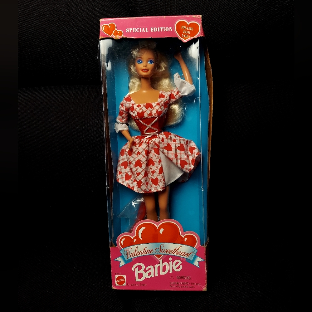 1995 Barbie Doll Valentine Sweetheart Special edition